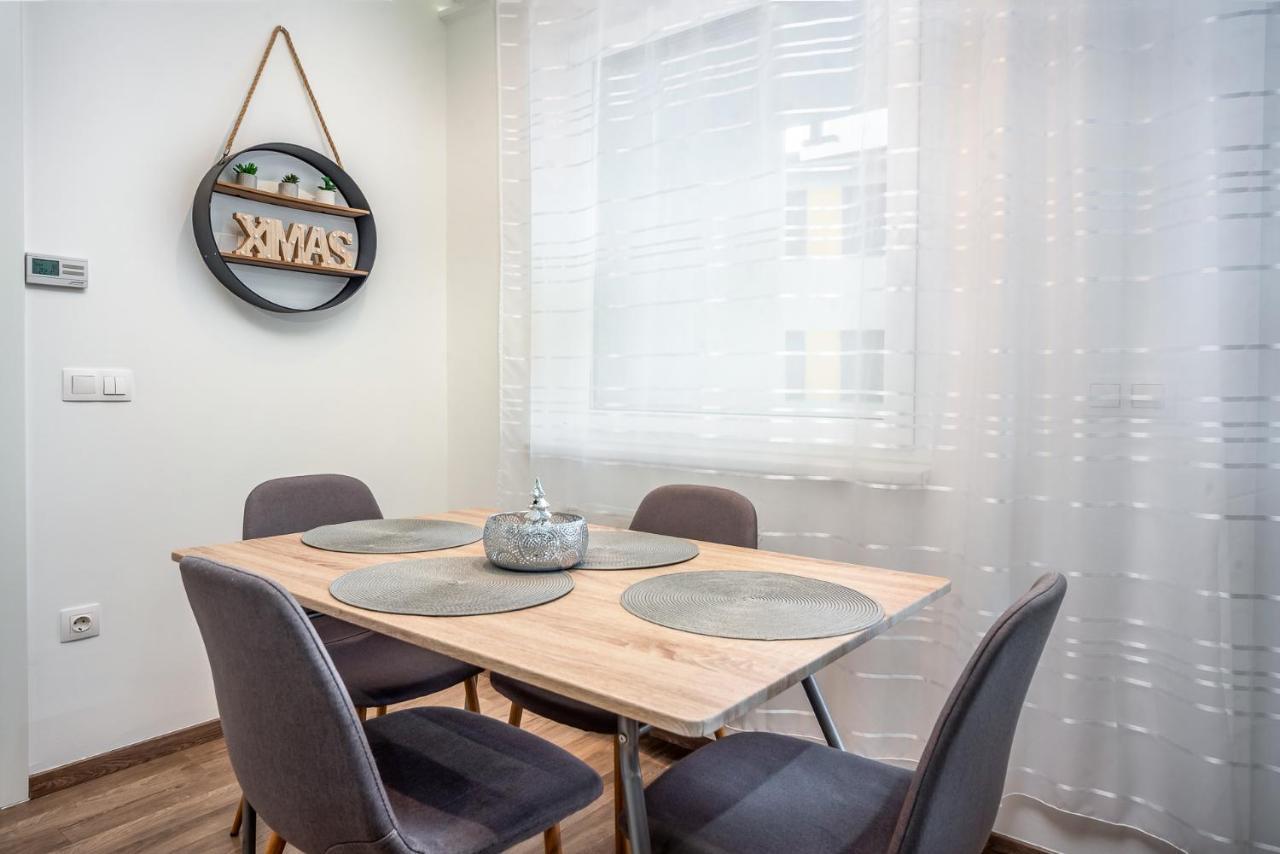 Grace Pine Apartment 3 Budapest Kültér fotó